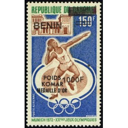 Benin 2009 - Mi 1LXIV - local overprint 1000 f - Summer olympics - Athletics, overprint shot put gold medal - MNH - CV 850 €
