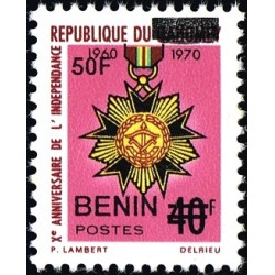 Bénin 2009 - Mi 1578 - surcharge locale 50 f - Médaille, 10ème anniversaire indépendance ** - cote 30 €