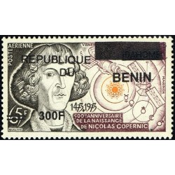Bénin 2009 - Mi 1602 - surcharge locale 300 f - Copernic - satellites ** - cote 50 €