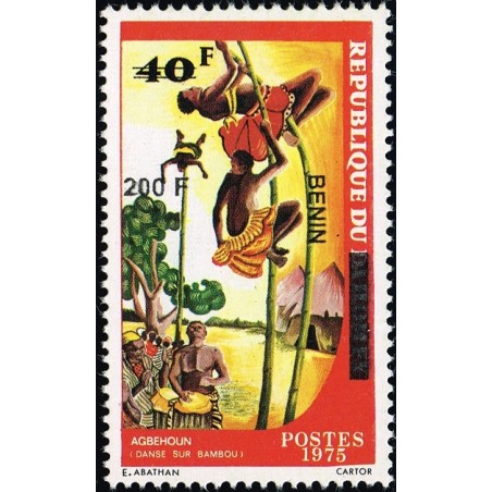 Bénin 2009 - Mi 1492 - surcharge locale 200 f - Danse sur bambou (Agbehoun) ** - cote 40 €