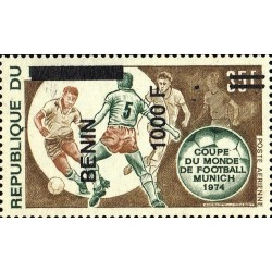Bénin 2009 - Mi 1623 x - surcharge locale 1000 f - coupe du monde de football Munich (cote 70 €) - variété **