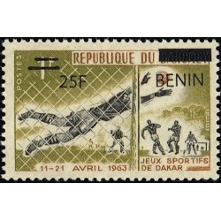 Benin 2009 - Mi 1467 - local overprint 25 f type II - Soccer 1 f - Friendship Games, Dakar - MNH - CV 30 €