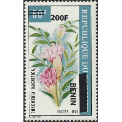 2009 - Mi 1496 - surcharge locale 200 f - Fleur "phaemeria magnifica" **