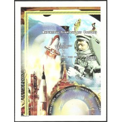 Comores 1999 - Mi block 427 - Espace : navette et astronaute - bloc-feuillet - NON DENTELE **